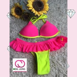 Brazil - bikini by Gil Jung